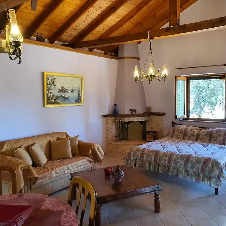 Panos Appartamento Kinira