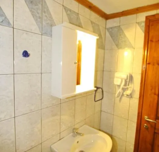Apartament Panos *