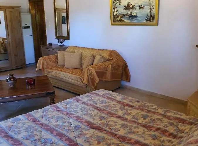 Apartament Panos Koinira