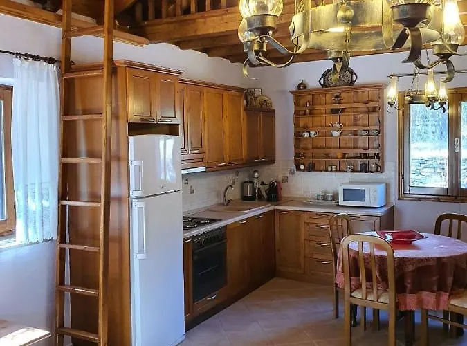 Apartament Panos Koinira